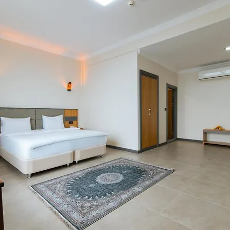 Fevzi Hoca ホテル